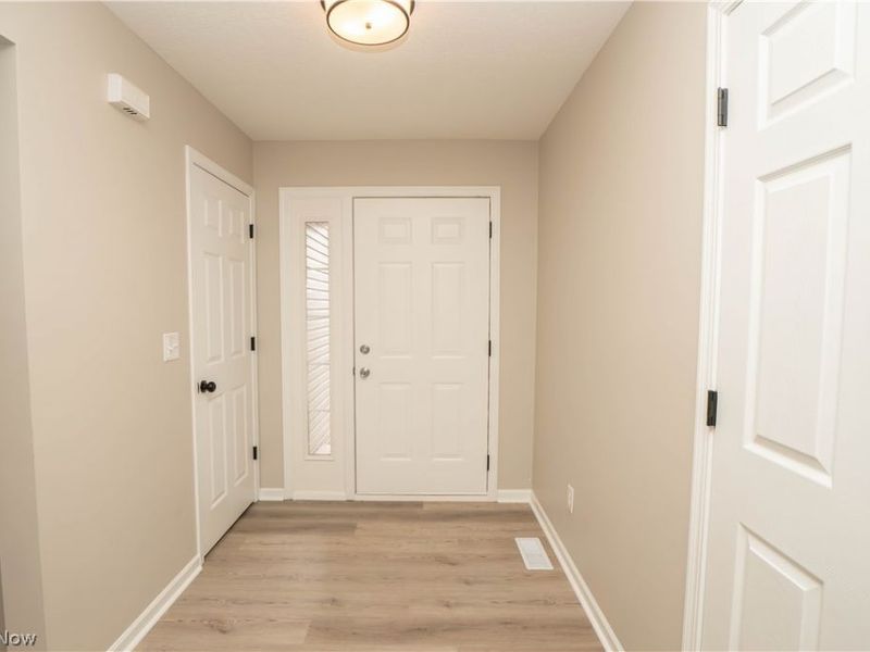 1290 Patriot Place SW, Massillon, OH 44647 Photo 3