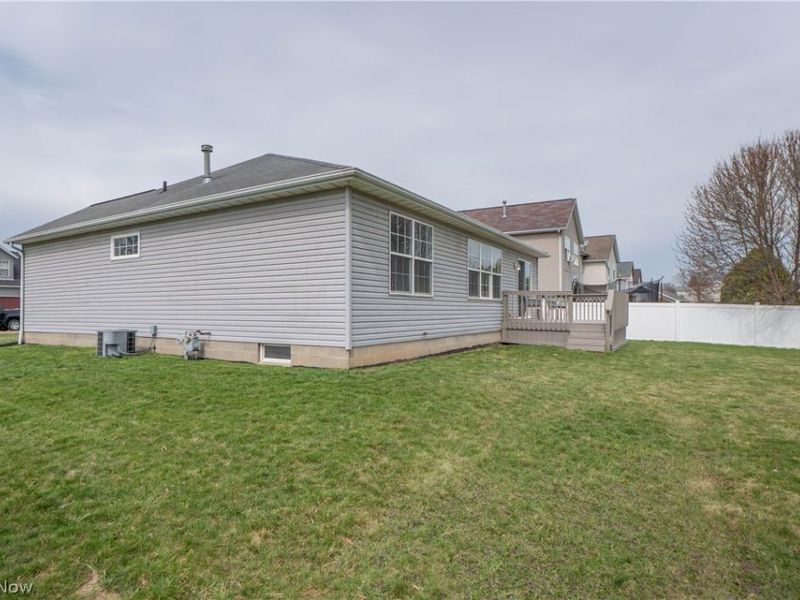 1290 Patriot Place SW, Massillon, OH 44647 Photo 33