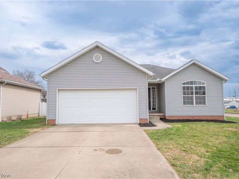 1290 Patriot Place SW, Massillon, OH 44647 Photo 36