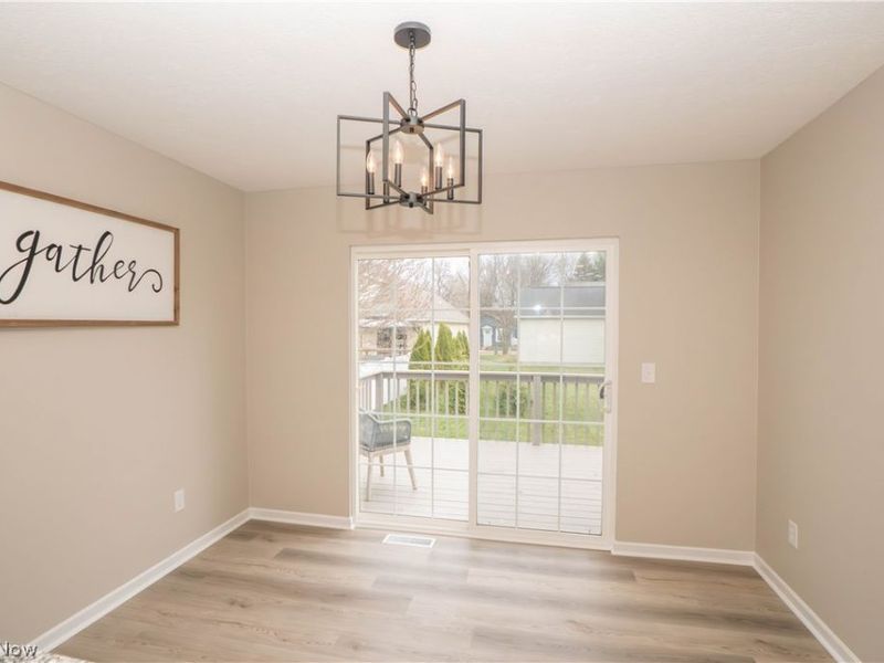 1290 Patriot Place SW, Massillon, OH 44647 Photo 8