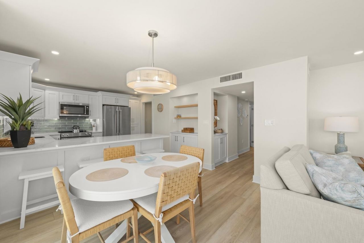 2265 W Gulf Dr, Unit P5D, Sanibel, FL 33957 Photo