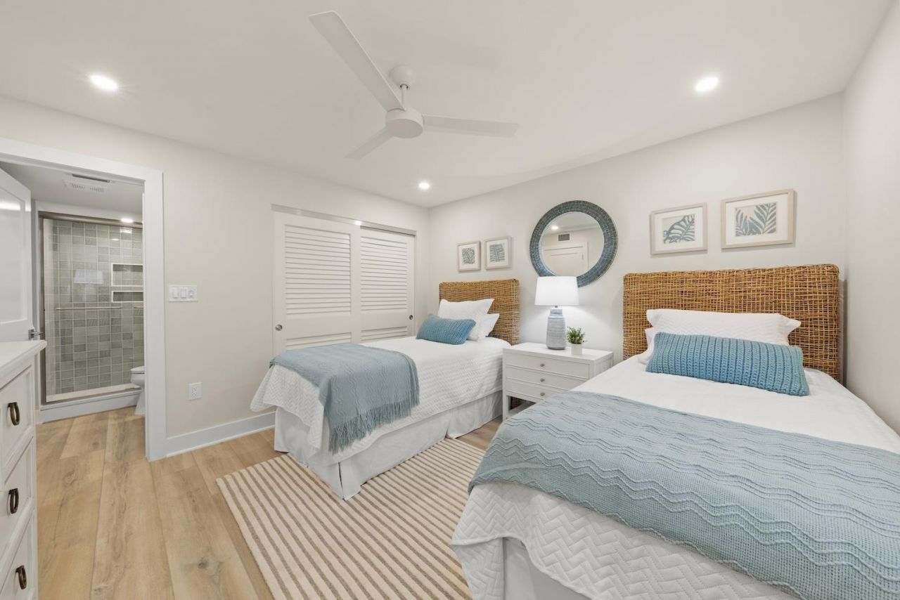 2265 W Gulf Dr, Unit P5D, Sanibel, FL 33957 Photo