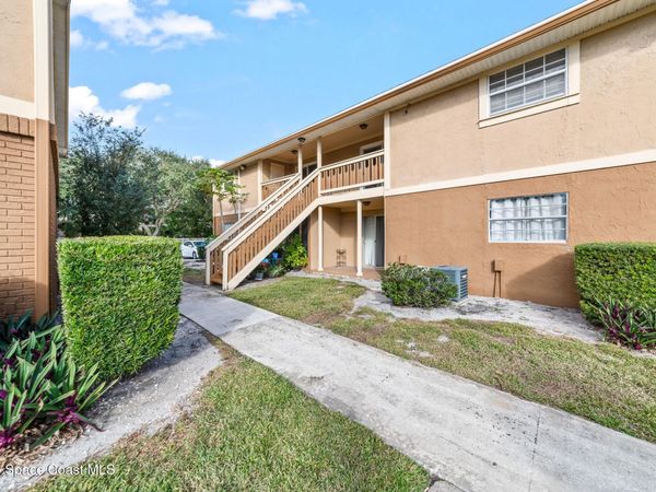 225 Bristol Lane, Melbourne, FL 32935