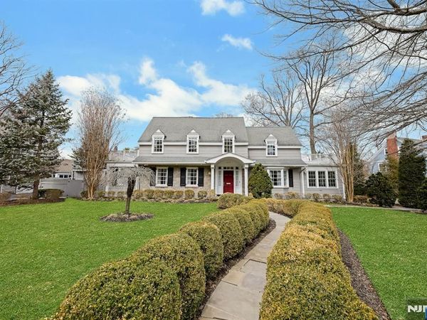 170 Hillside Avenue, ENGLEWOOD, NJ 07631