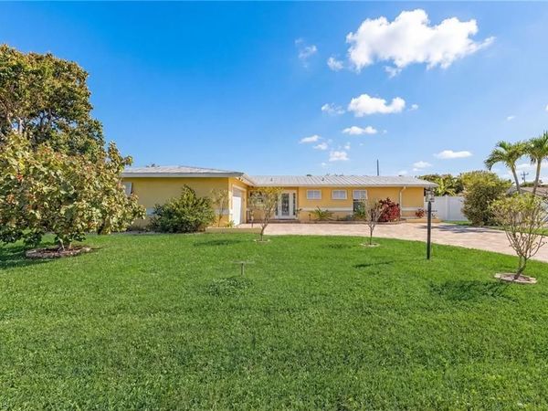 4814 SW 1st CT, CAPE CORAL, FL 33914