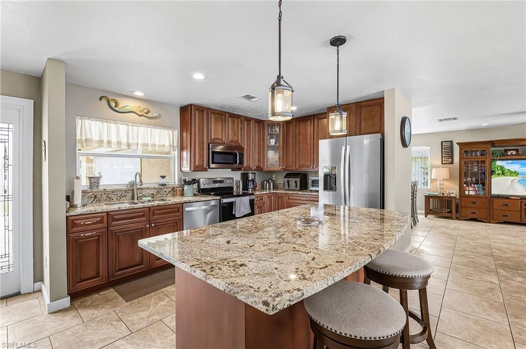 4814 SW 1st Ct, Cape Coral, FL 33914 Photo