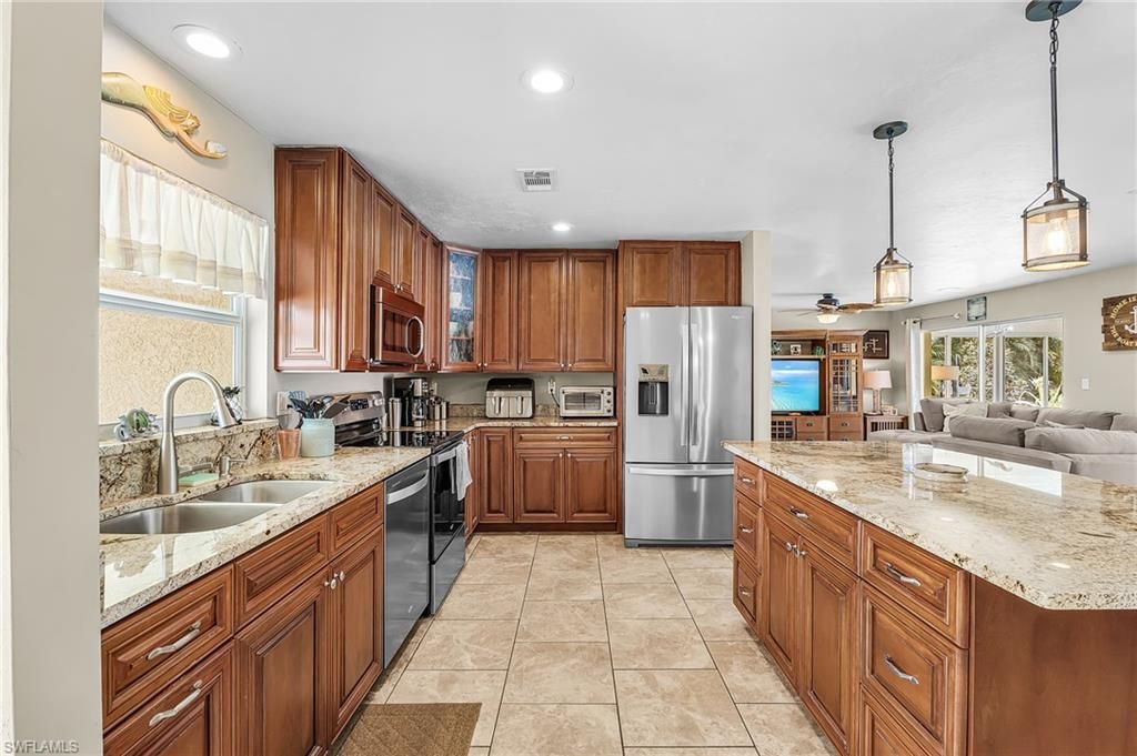 4814 SW 1st Ct, Cape Coral, FL 33914 Photo