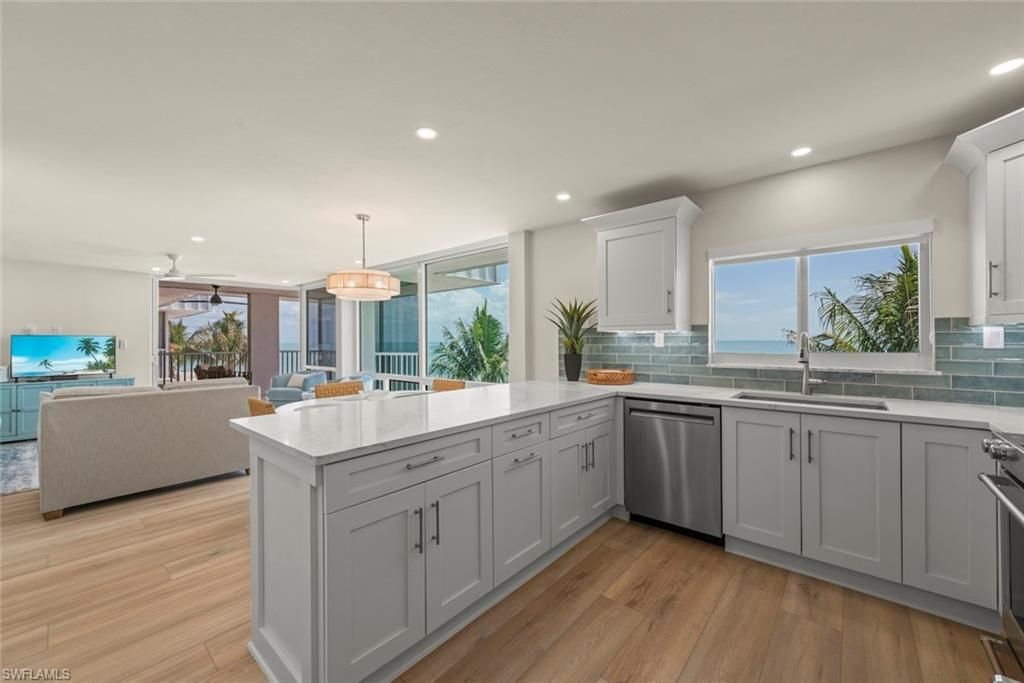 2265 W Gulf Dr, Unit P5D, Sanibel, FL 33957 Photo