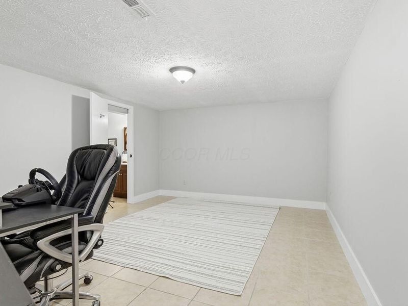 7631 Flynnway Drive, Unit 137, Columbus, OH 43085 Photo 23