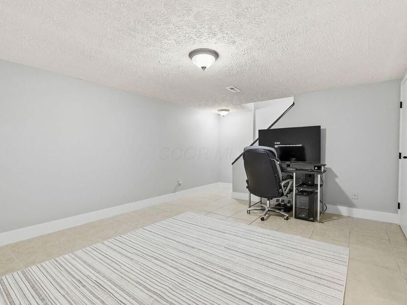 7631 Flynnway Drive, Unit 137, Columbus, OH 43085 Photo 25