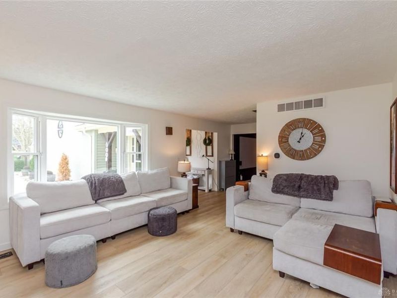 2550 Broken Woods Drive, Troy, OH 45373 Photo 13