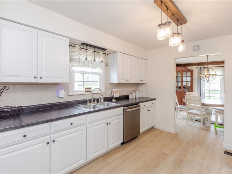 2550 Broken Woods Drive, Troy, OH 45373 Photo 18