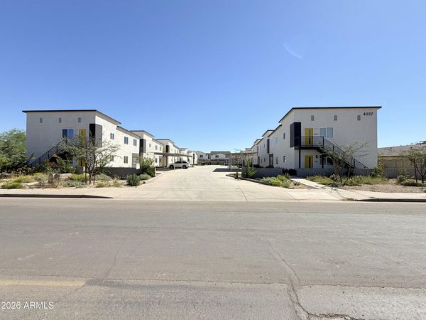 4037 S 12th Street, Phoenix, AZ 85040