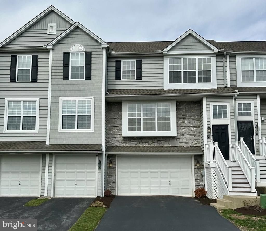 602 HEATHER WAY , MORGANTOWN, PA 19543