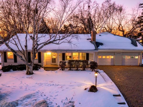 10000 Maple Circle, Bloomington, MN 55431