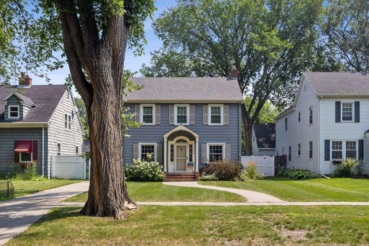 1257 4th Street N, Fargo, ND 58102 Main Photo