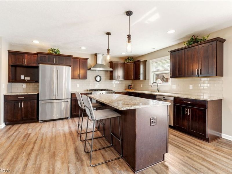 1054 East Avenue , Tallmadge, OH 44278 Photo 13