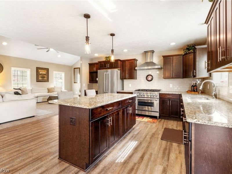 1054 East Avenue , Tallmadge, OH 44278 Photo 14