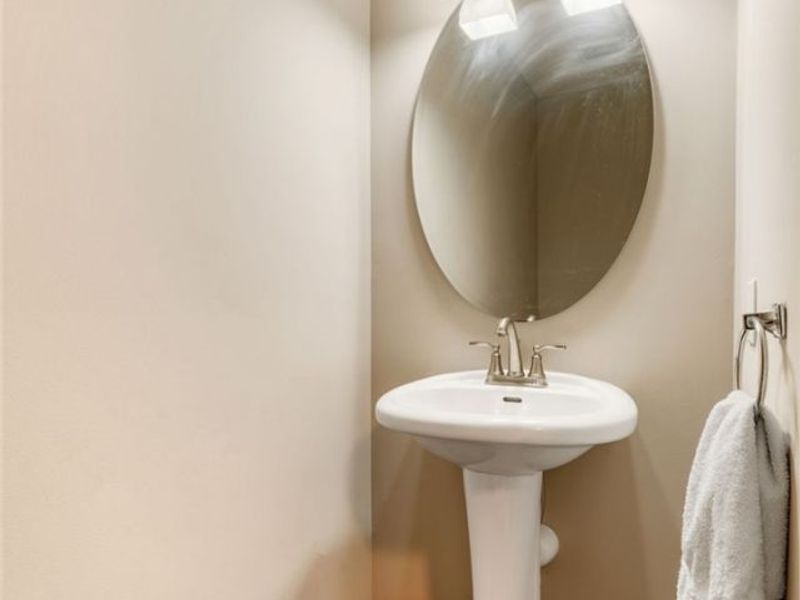 1054 East Avenue , Tallmadge, OH 44278 Photo 17