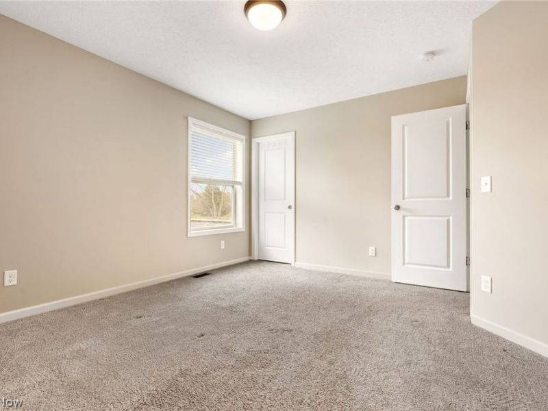 1054 East Avenue , Tallmadge, OH 44278 Photo 23