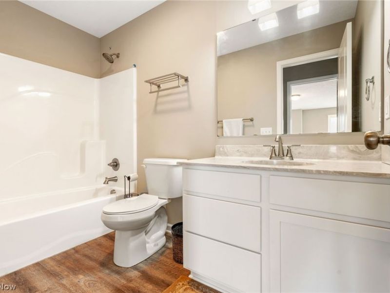 1054 East Avenue , Tallmadge, OH 44278 Photo 25