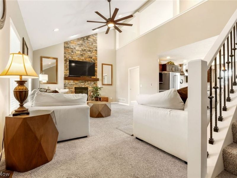 1054 East Avenue , Tallmadge, OH 44278 Photo 6