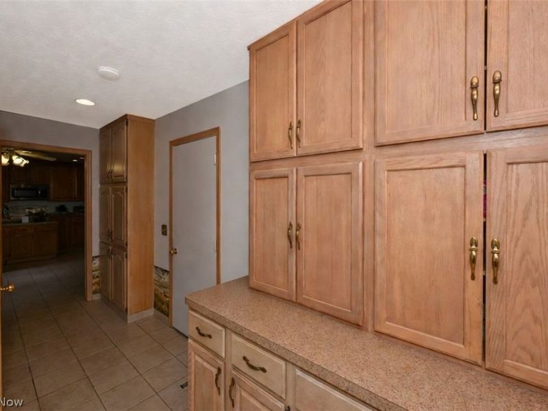 9083 Woodcrest Drive, Brecksville, OH 44141 Photo 12