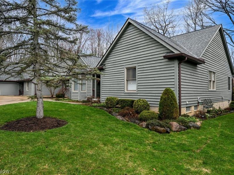 9083 Woodcrest Drive, Brecksville, OH 44141 Photo 41