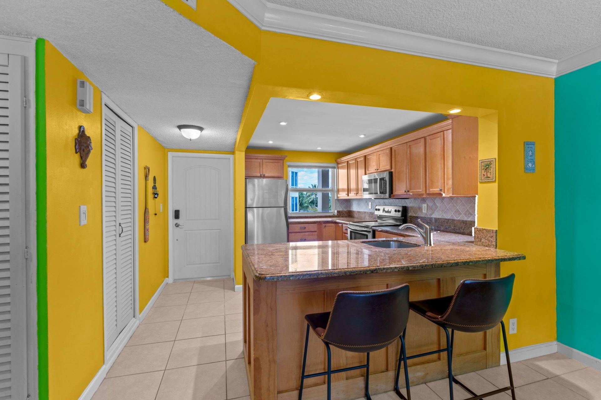 1069 Hillsboro Mile Hillsboro Mile, Unit 503, Hillsboro Beach, FL 33062 Photo