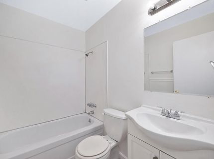 8951 El Mirador Dr #1, Unit 1, Elk Grove, CA 95624 Photo