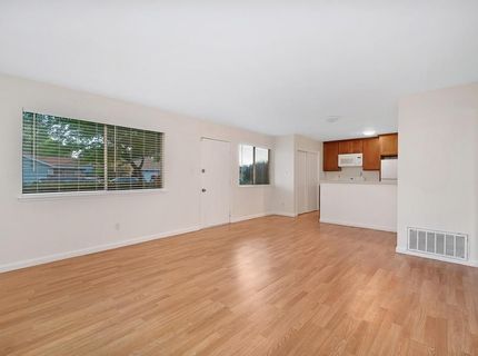 8951 El Mirador Dr #1, Unit 1, Elk Grove, CA 95624 Photo