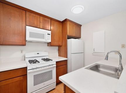 8951 El Mirador Dr #1, Unit 1, Elk Grove, CA 95624 Photo