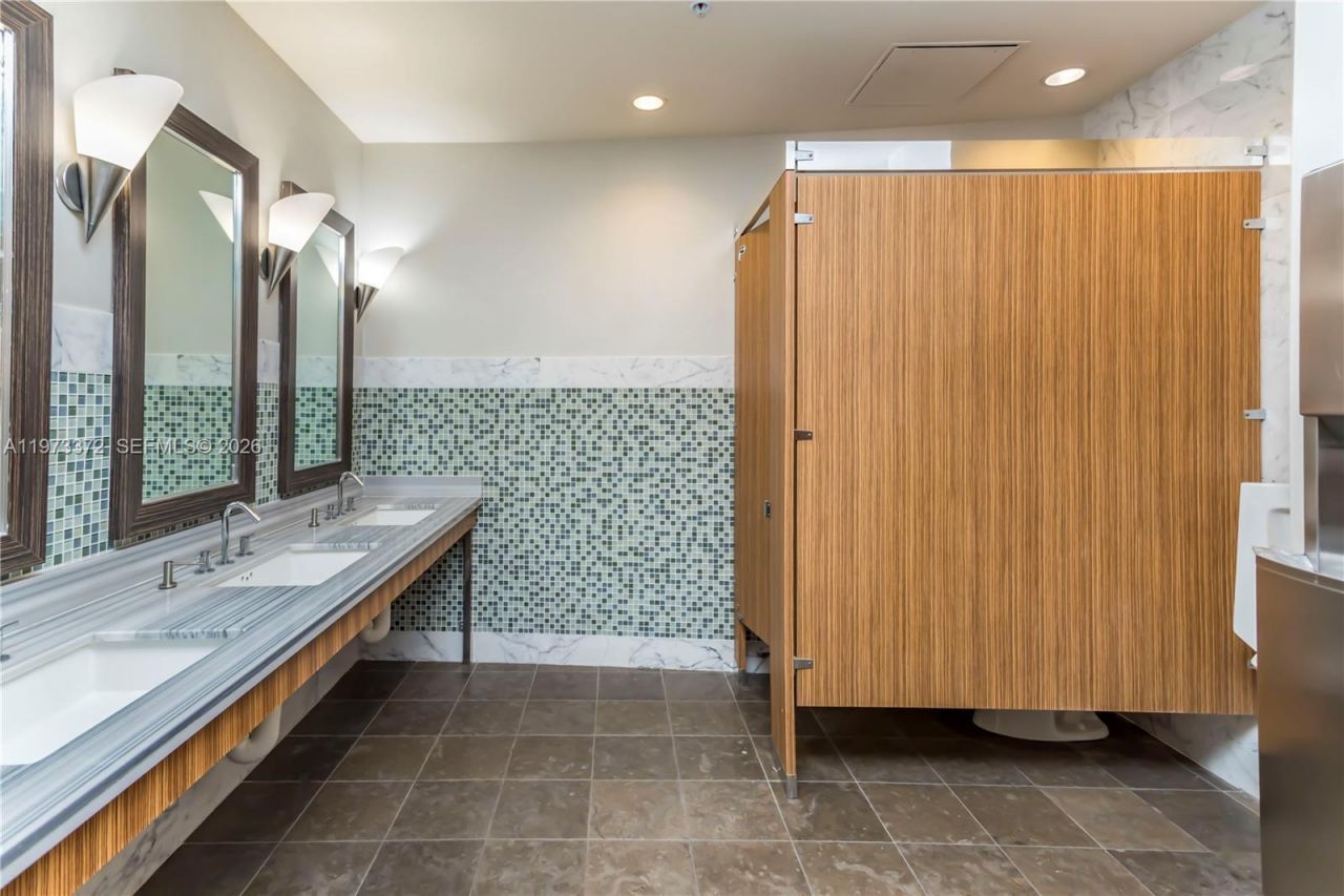 253 NE 2nd St, Unit 3108, Miami, FL 33132 Photo