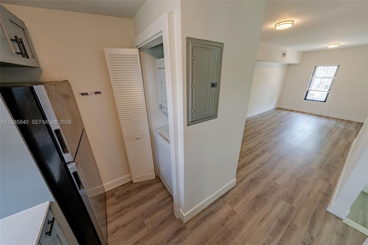 618 NE 21st Ave , Unit 2, Homestead, FL 33033 Photo