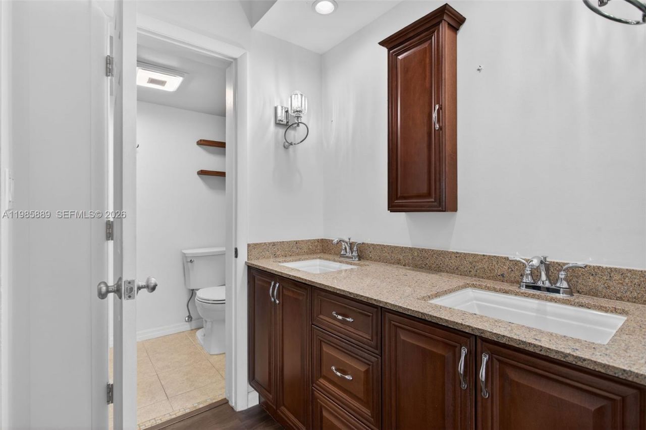 1100 SE 5th Ct , Unit 83, Pompano Beach, FL 33060 Photo