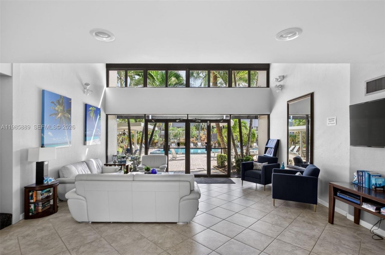 1100 SE 5th Ct , Unit 83, Pompano Beach, FL 33060 Photo