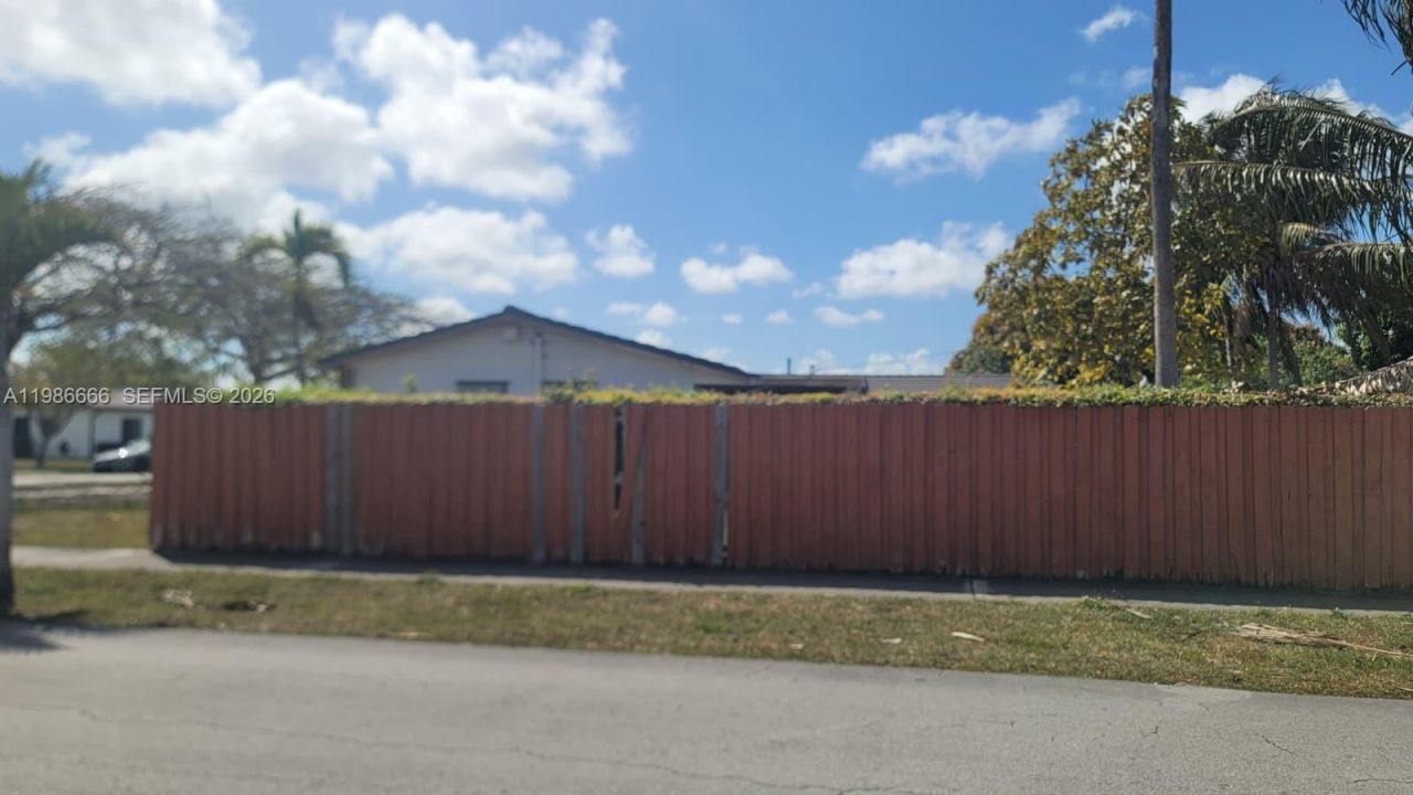 9961 SW 13th Ter, Miami, FL 33174 Photo