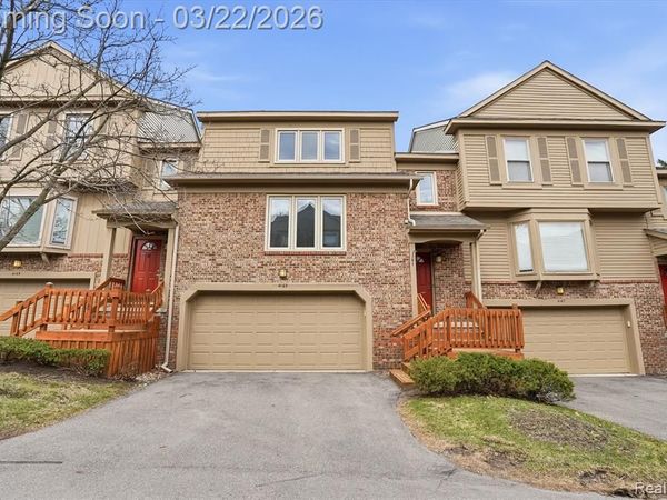 4165 Breckenridge Drive, West Bloomfield Twp, MI 48322