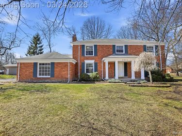 5972 Barnstable Court, West Bloomfield Twp, MI 48322