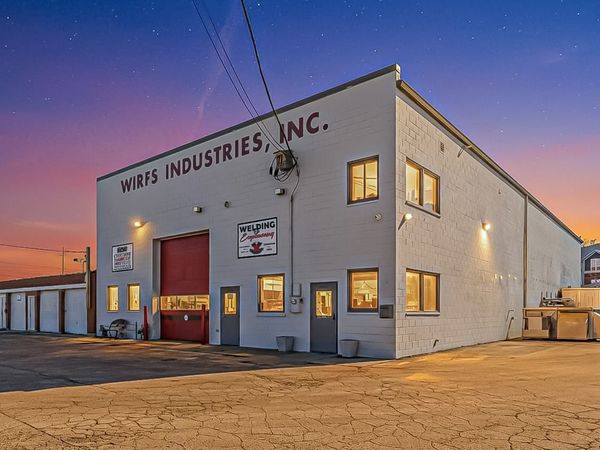 4021 MAIN Street, McHenry, IL 60050