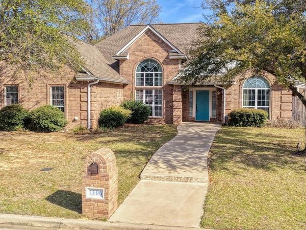 1106 Owl Drive, Decatur, TX 76234