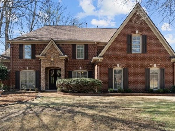 4549 MOUNT GILLESPIE DR, Lakeland, TN 38002