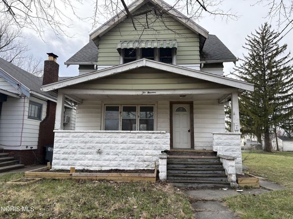1019 Woodstock Avenue, Toledo, OH 43607