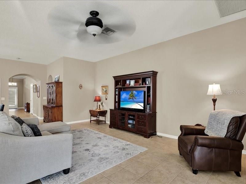 13305 Tiger Lilly Lane, Tampa, FL 33625 Photo