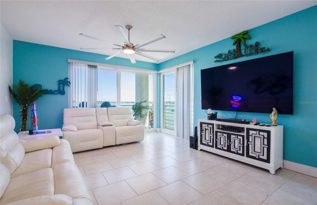 7979 Sailboat Key Boulevard S, Unit 208, South Pasadena, FL 33707 Photo