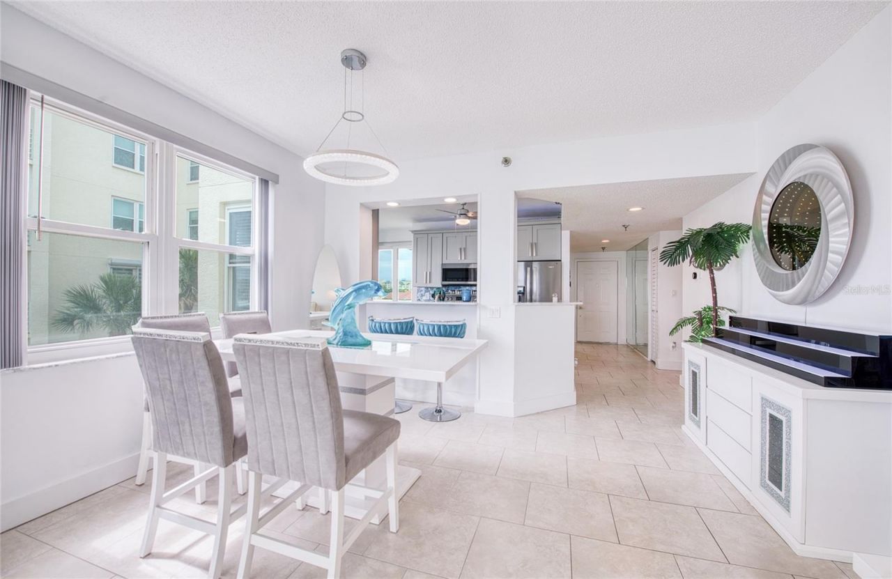 7979 Sailboat Key Boulevard S, Unit 208, South Pasadena, FL 33707 Photo