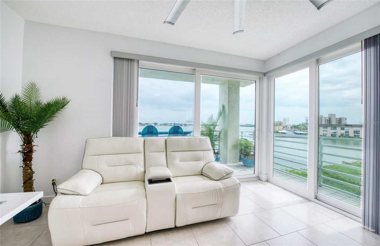 7979 Sailboat Key Boulevard S, Unit 208, South Pasadena, FL 33707 Photo