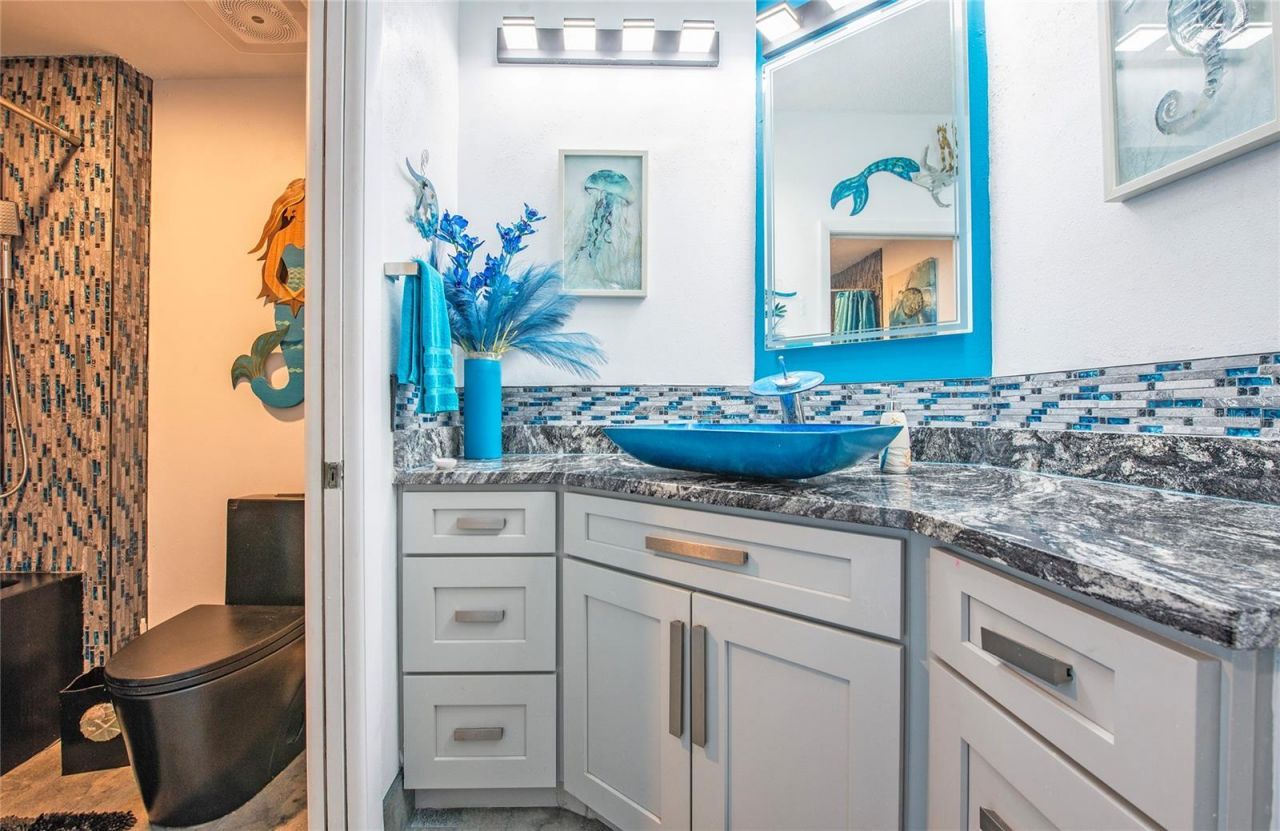 7979 Sailboat Key Boulevard S, Unit 208, South Pasadena, FL 33707 Photo