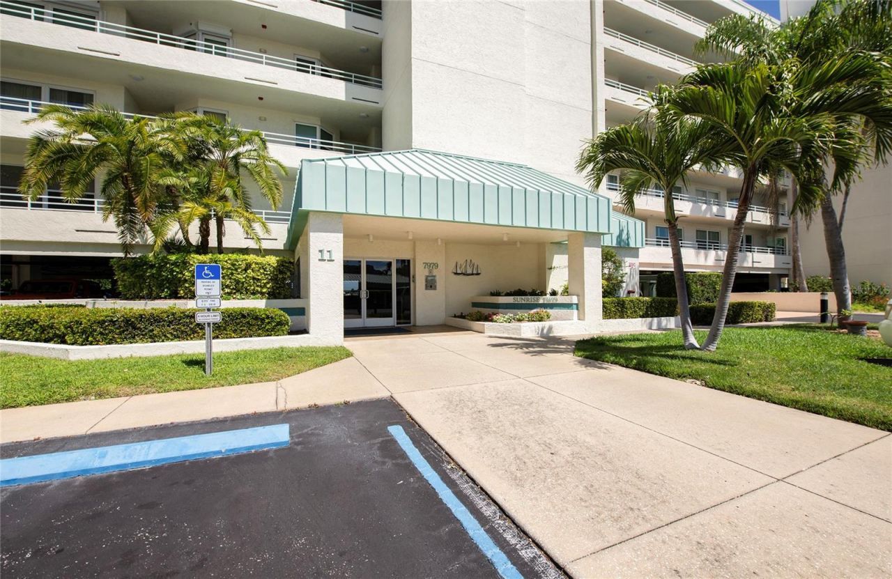 7979 Sailboat Key Boulevard S, Unit 208, South Pasadena, FL 33707 Photo