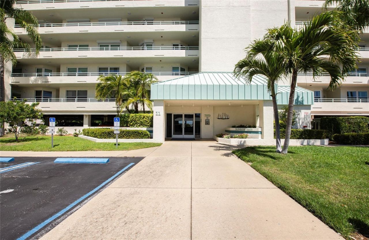 7979 Sailboat Key Boulevard S, Unit 208, South Pasadena, FL 33707 Photo